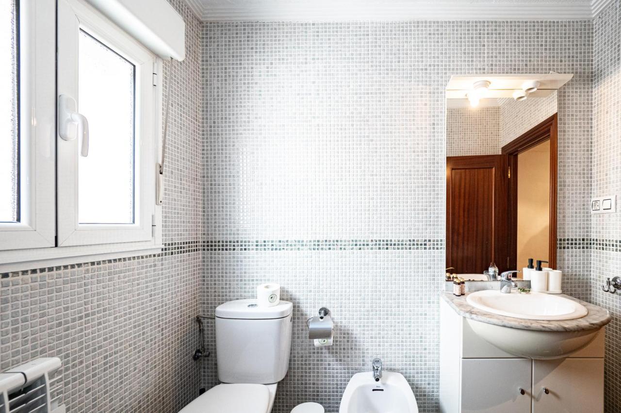 Pintor Pelayo Apartment Gijon Exterior photo